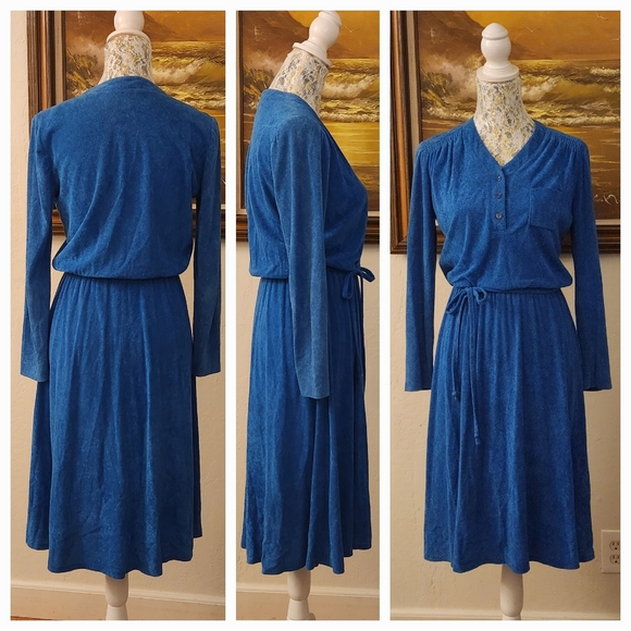 Vintage Blue Long-Sleeve Dress by Trolley Car - Picture 3 of 16